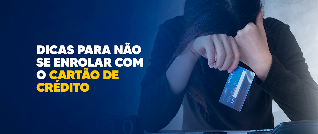 Dicas-para-não-se-enrolar-com-o-cartão-de-crédito-CCJ